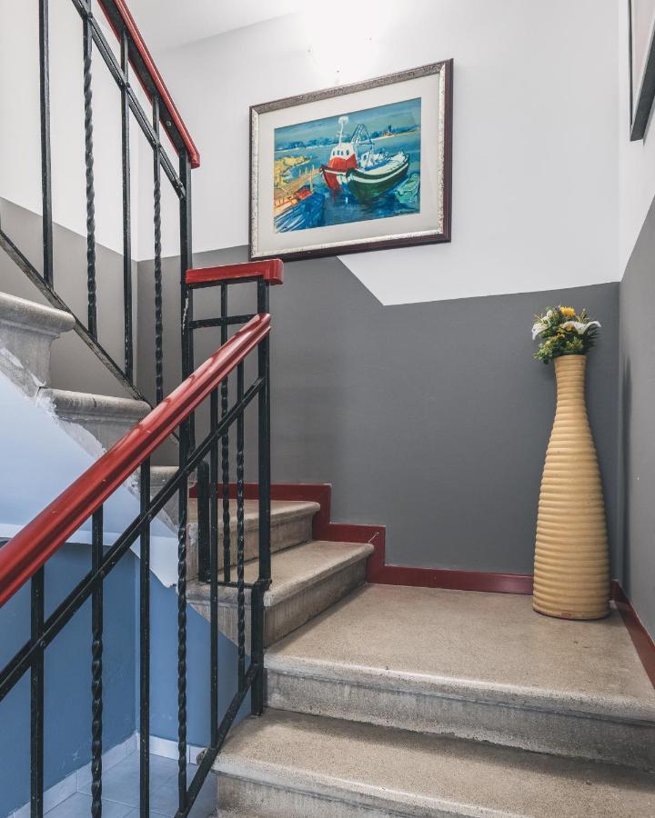 Bulldog Station Apartments With Private Wc, Ac, Tv Mestre Exterior foto